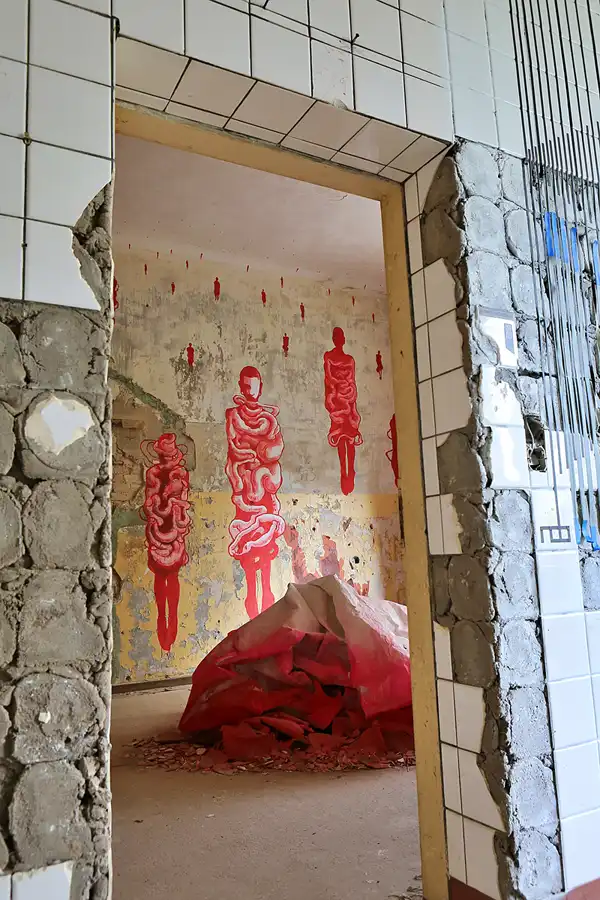 089 | 2019 | Strelitz-Alt | Mecklenburg-Strelitzsche Landesirrenanstalt Domjüch – artbase 2019 | © carsten riede fotografie