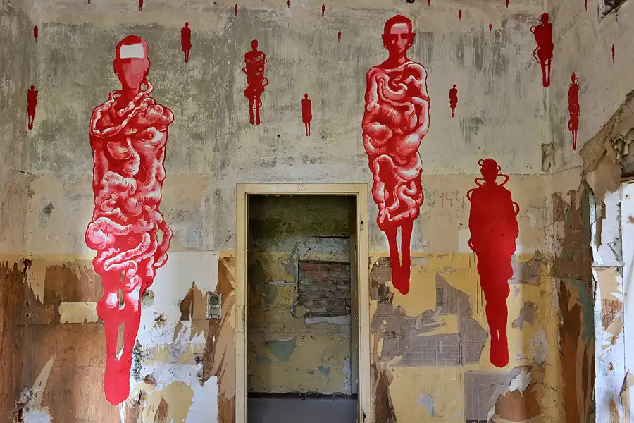 090 | 2019 | Strelitz-Alt | Mecklenburg-Strelitzsche Landesirrenanstalt Domjüch – artbase 2019 | © carsten riede fotografie