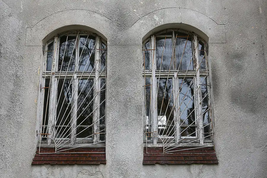 208 | 2019 | Strelitz-Alt | Mecklenburg-Strelitzsche Landesirrenanstalt Domjüch – artbase 2019 | © carsten riede fotografie