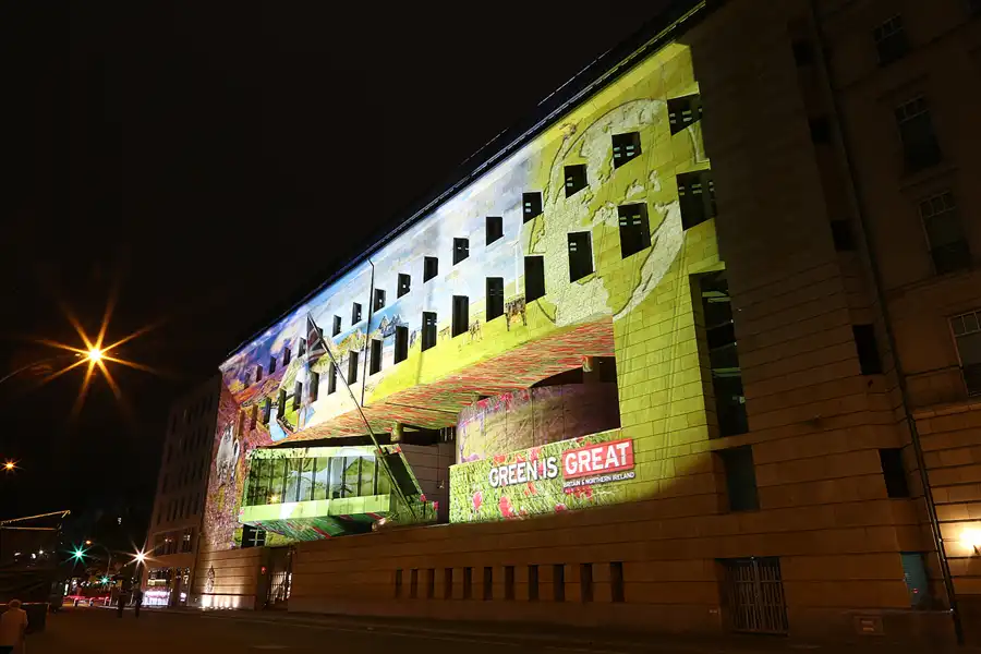 057 | 2019 | Berlin | Britische Botschaft | © carsten riede fotografie