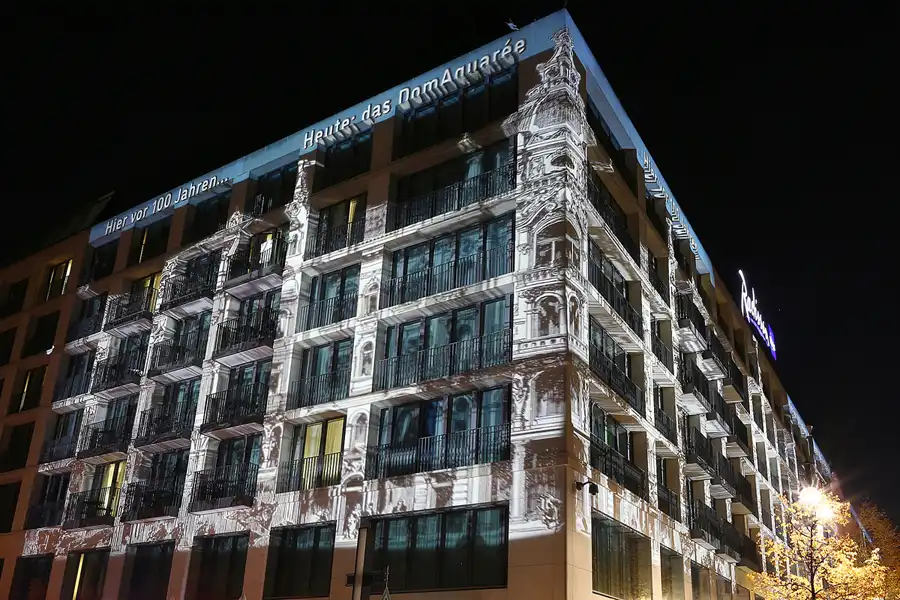 072 | 2019 | Berlin | DomAquarée | © carsten riede fotografie