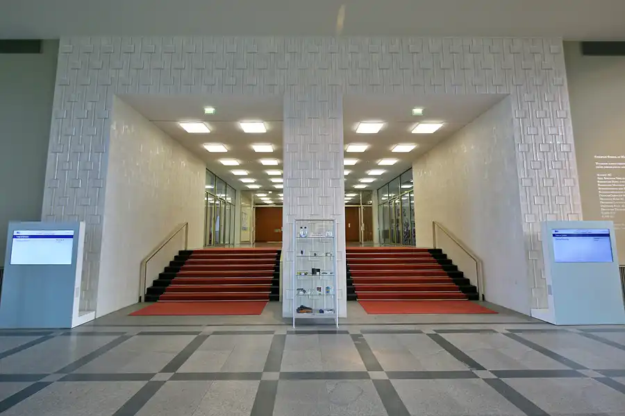 004 | 2020 | Berlin | Staatsratsgebäude | © carsten riede fotografie