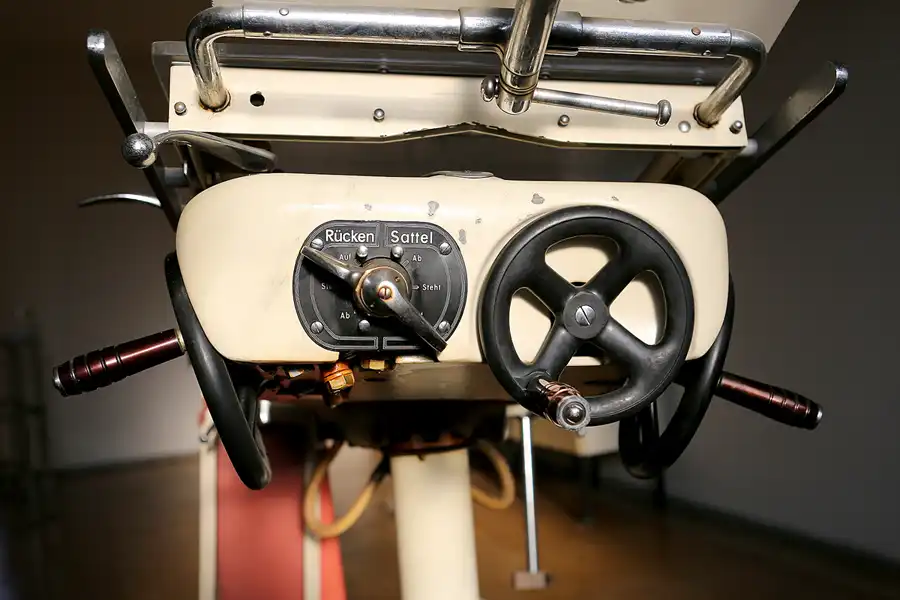 035 | 2020 | Berlin | Das Haftkrankenhaus in der Untersuchungshaftanstalt des Ministeriums für Staatssicherheit der DDR (MfS) Hohenschönhausen | © carsten riede fotografie