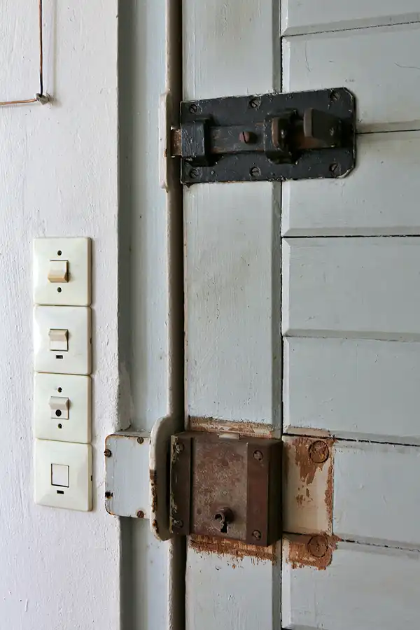 113 | 2020 | Berlin | Das Haftkrankenhaus in der Untersuchungshaftanstalt des Ministeriums für Staatssicherheit der DDR (MfS) Hohenschönhausen | © carsten riede fotografie