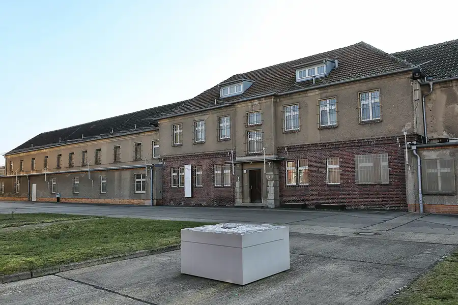 121 | 2020 | Berlin | Das Haftkrankenhaus in der Untersuchungshaftanstalt des Ministeriums für Staatssicherheit der DDR (MfS) Hohenschönhausen | © carsten riede fotografie