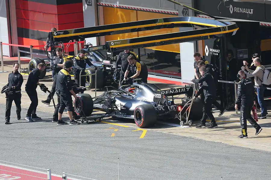 272 | 2020 | Barcelona | Renault R.S.20 | Esteban Ocon | © carsten riede fotografie