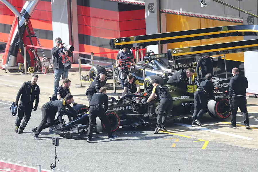 273 | 2020 | Barcelona | Renault R.S.20 | Esteban Ocon | © carsten riede fotografie
