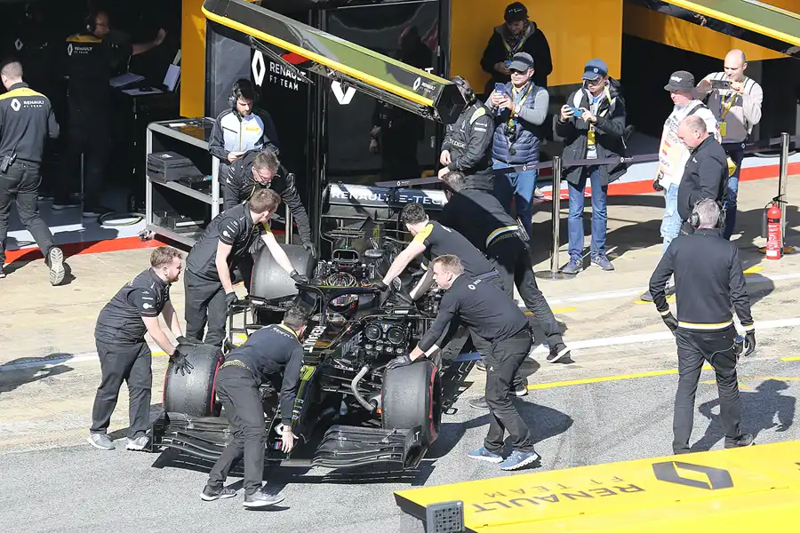 275 | 2020 | Barcelona | Renault R.S.20 | Esteban Ocon | © carsten riede fotografie
