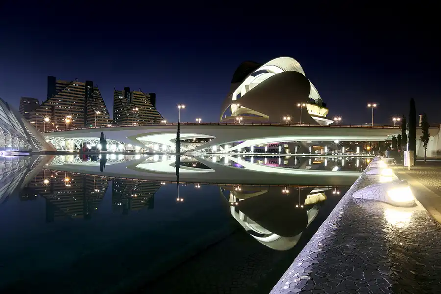 027 | 2020 | Valencia | Ciutat de les Arts i les Ciències | © carsten riede fotografie
