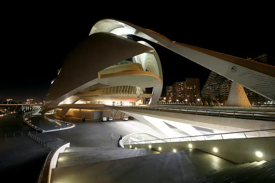 028 | 2020 | Valencia | Ciutat de les Arts i les Ciències | © carsten riede fotografie