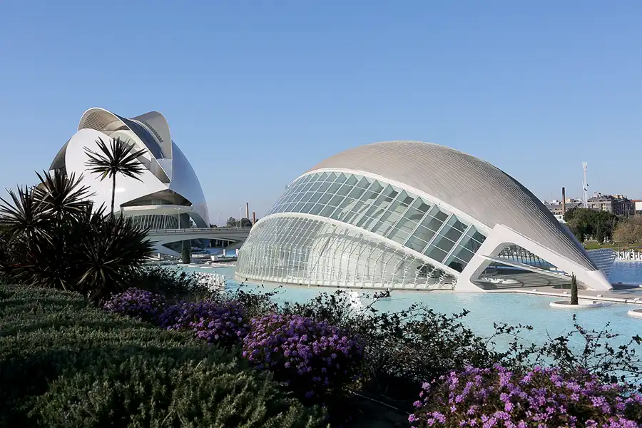 032 | 2020 | Valencia | Ciutat de les Arts i les Ciències | © carsten riede fotografie