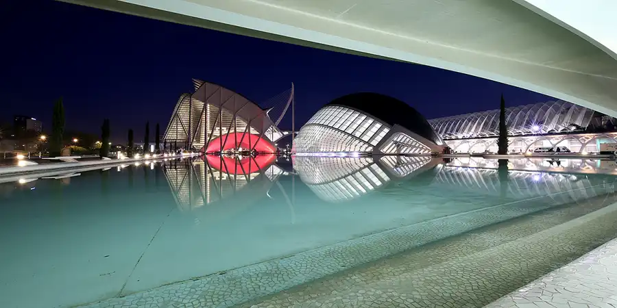 050 | 2020 | Valencia | Ciutat de les Arts i les Ciències | © carsten riede fotografie