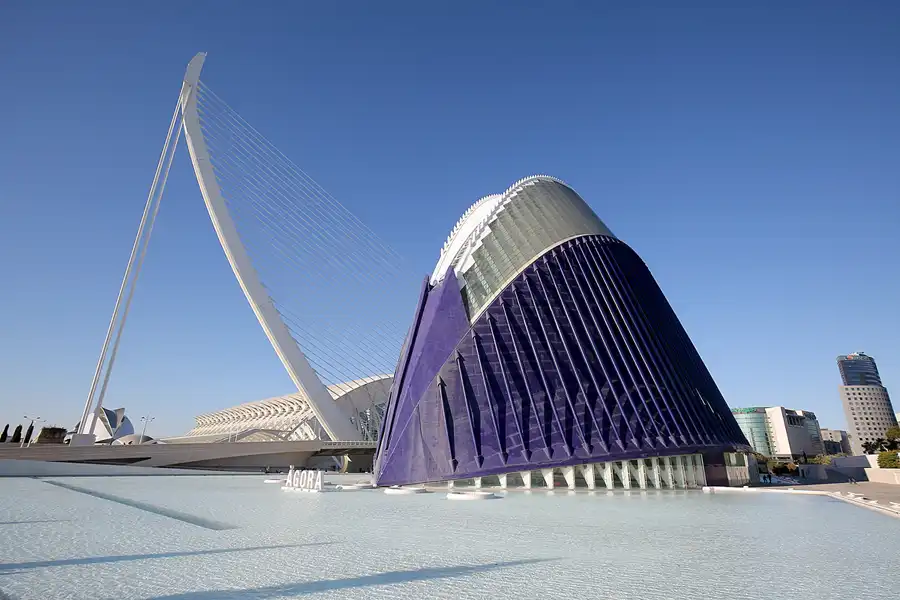 104 | 2020 | Valencia | Ciutat de les Arts i les Ciències | © carsten riede fotografie