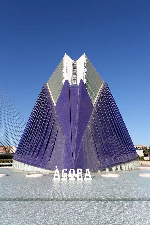 107 | 2020 | Valencia | Ciutat de les Arts i les Ciències | © carsten riede fotografie