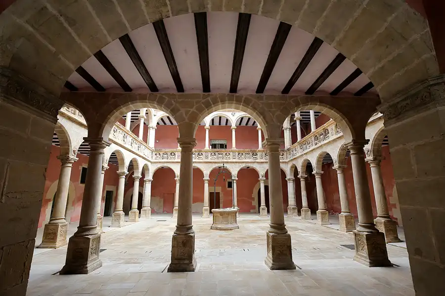 019 | 2020 | Tortosa | © carsten riede fotografie