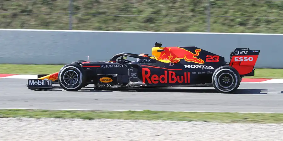 129 | 2020 | Barcelona | Red Bull-Honda RB16 | Alexander Albon | © carsten riede fotografie