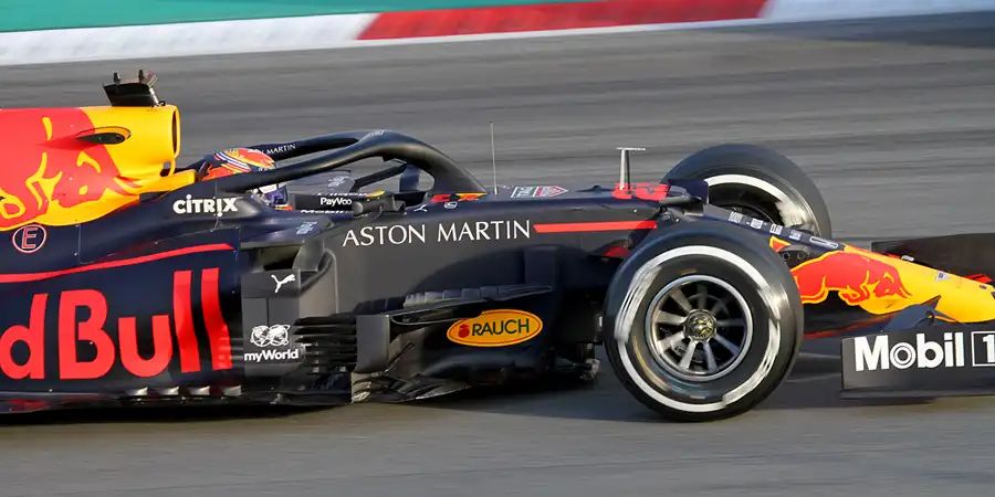 325 | 2020 | Barcelona | Red Bull-Honda RB16 | Alexander Albon | © carsten riede fotografie