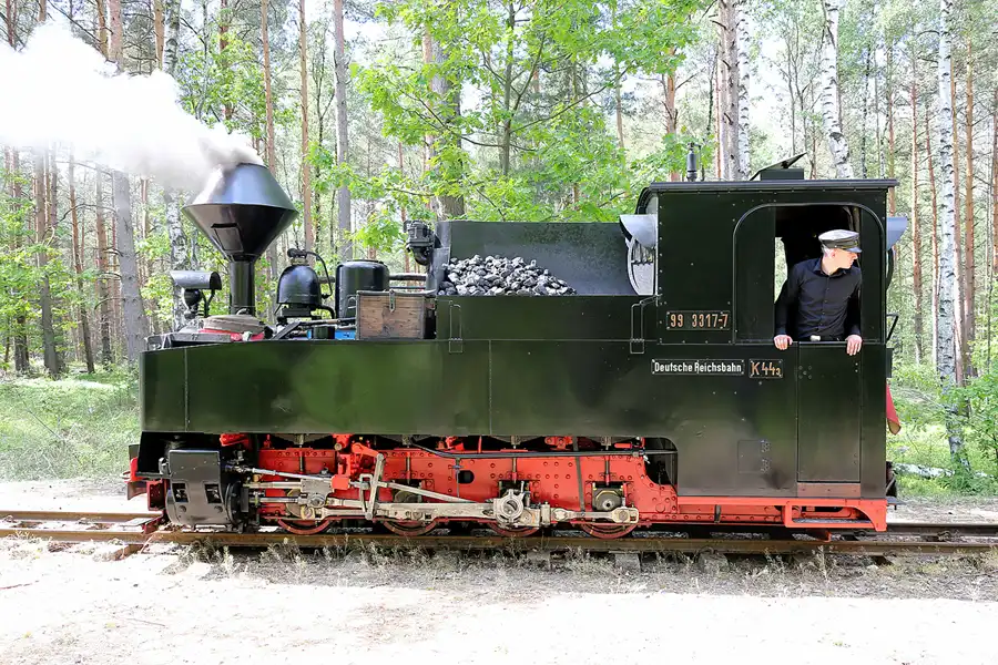 073 | 2020 | Weisswasser | Tonbahn | © carsten riede fotografie