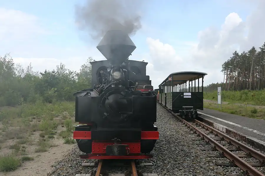 084 | 2020 | Weisswasser | Tonbahn – Bahnhof Schwerer Berg | © carsten riede fotografie