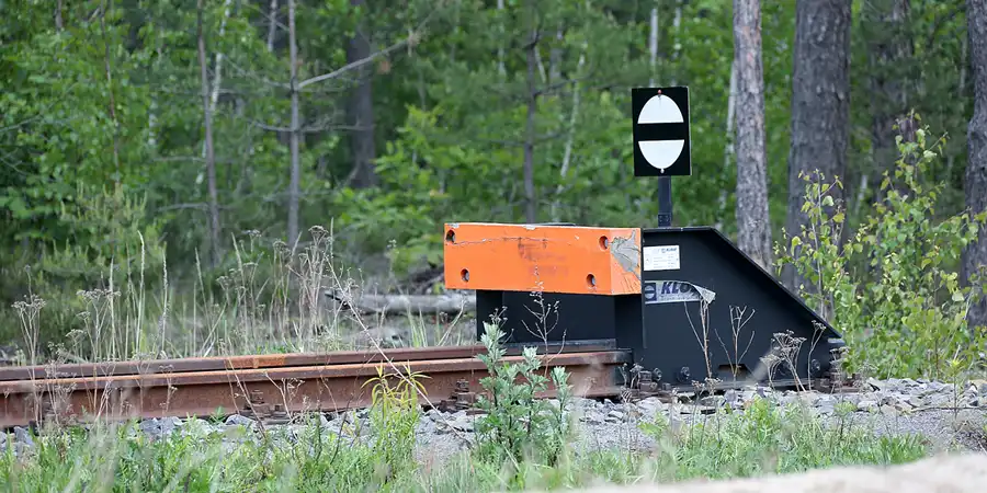 086 | 2020 | Weisswasser | Tonbahn – Bahnhof Schwerer Berg | © carsten riede fotografie