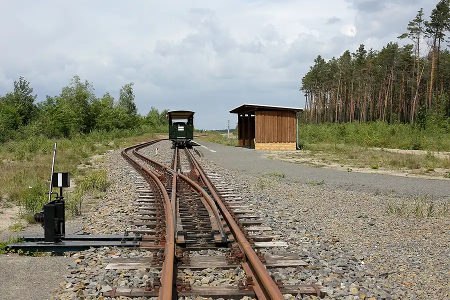 100 | 2020 | Weisswasser | Tonbahn – Bahnhof Schwerer Berg | © carsten riede fotografie