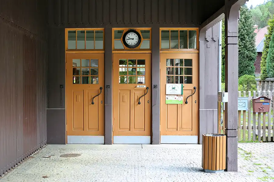 011 | 2020 | Oybin | Zittauer Schmalspurbahn – Bahnhof Oybin | © carsten riede fotografie