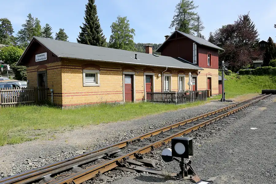 013 | 2020 | Oybin | Zittauer Schmalspurbahn – Bahnhof Oybin | © carsten riede fotografie