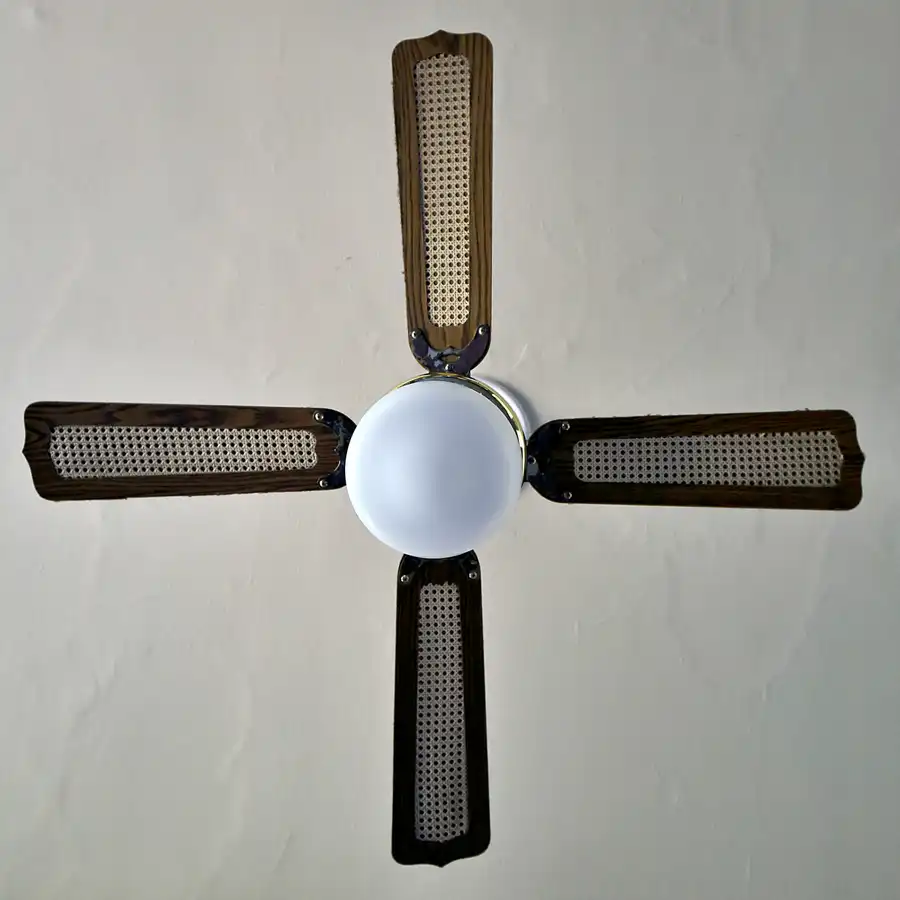 020 | 2020 | Berlin | Flughafen Tempelhof | © carsten riede fotografie