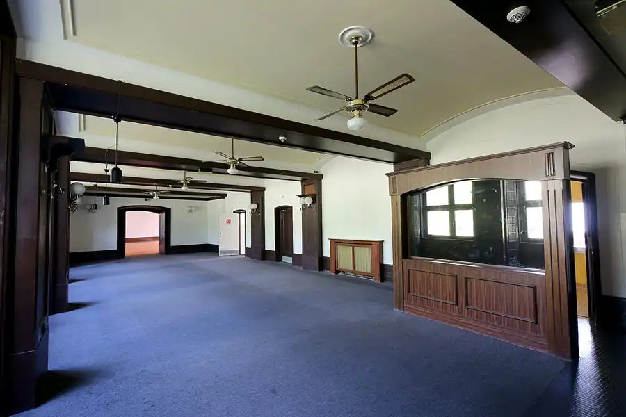 021 | 2020 | Berlin | Flughafen Tempelhof | © carsten riede fotografie