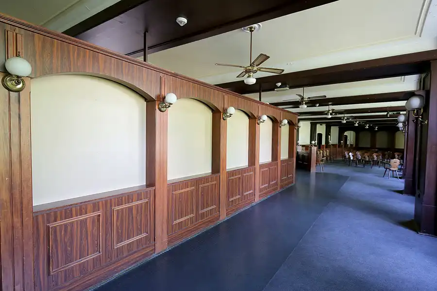 022 | 2020 | Berlin | Flughafen Tempelhof | © carsten riede fotografie