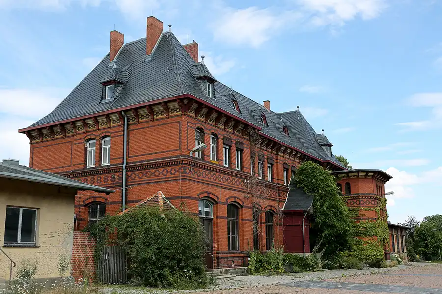023 | 2020 | Gernrode | Bahnhof | © carsten riede fotografie