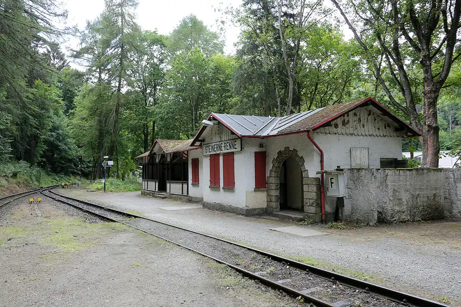 120 | 2020 | Steinerne Renne | Bahnhof | © carsten riede fotografie