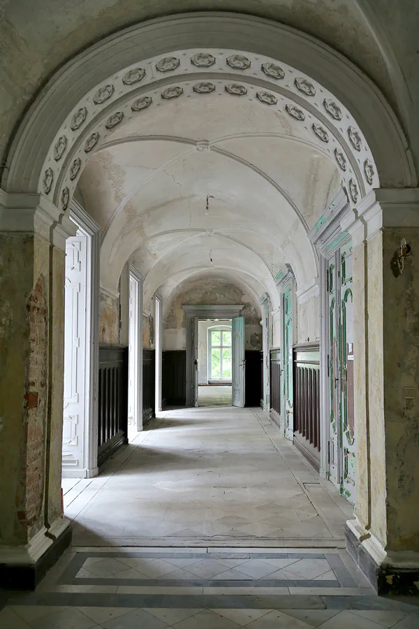 005 | 2020 | Roztoka | Pałac W Roztoce – Schloss Rohnstock | © carsten riede fotografie