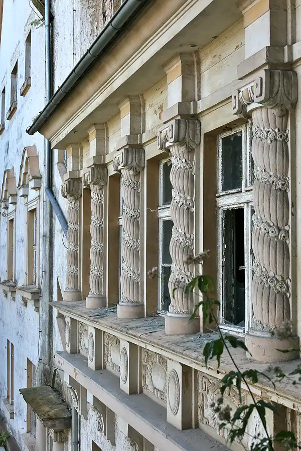 038 | 2020 | Bad Blankenburg | Sanatorium Schwarzeck | © carsten riede fotografie