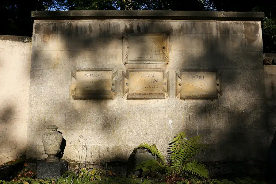 025 | 2020 | Weimar | Historischer Friedhof | © carsten riede fotografie