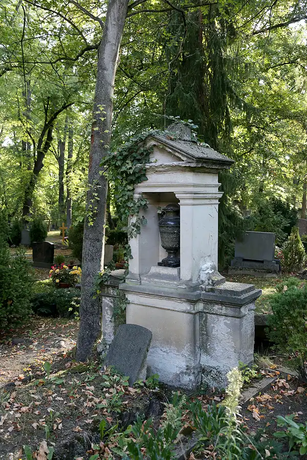 054 | 2020 | Weimar | Historischer Friedhof | © carsten riede fotografie