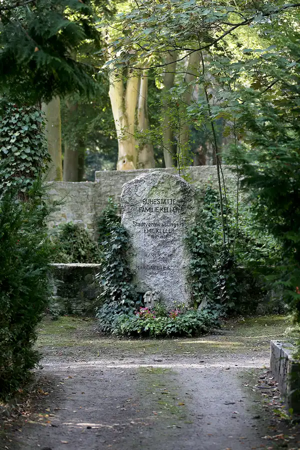 062 | 2020 | Weimar | Historischer Friedhof | © carsten riede fotografie