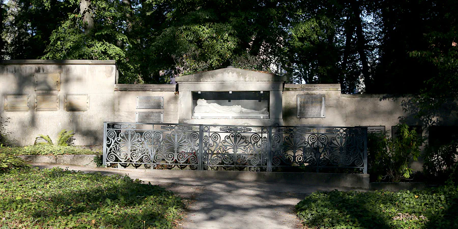 026 | 2020 | Weimar | Historischer Friedhof | © carsten riede fotografie