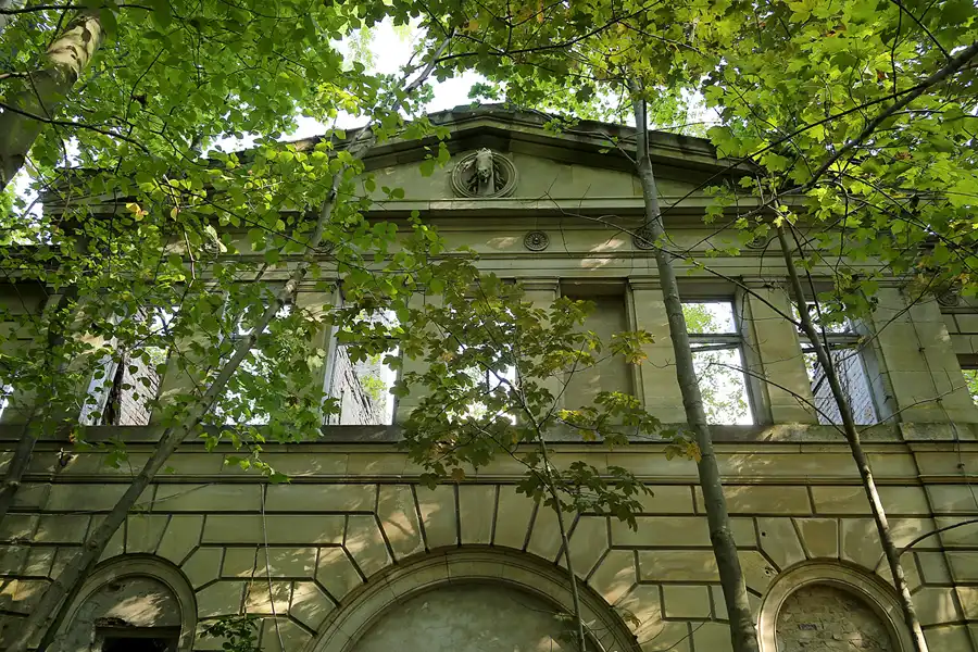 107 | 2020 | Sassnitz | Schloss Dwasieden | © carsten riede fotografie