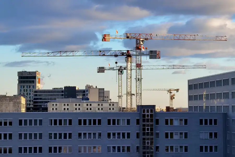 004 | 2021 | Berlin | Storkower Strasse | © carsten riede fotografie