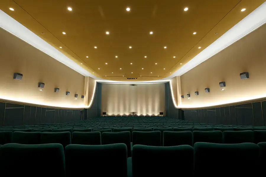 010 | 2021 | Berlin | Filmtheater Colosseum  | © carsten riede fotografie