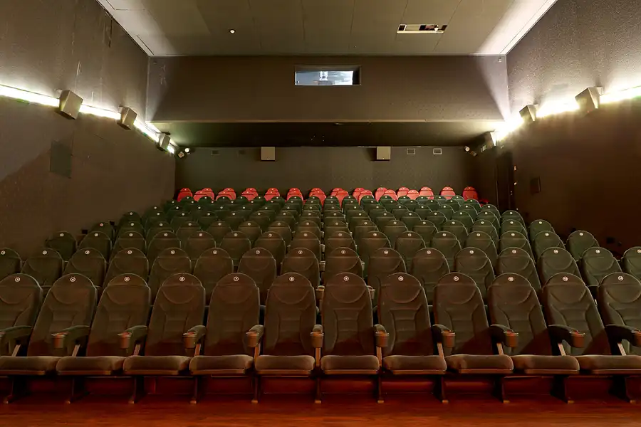 025 | 2021 | Berlin | Filmtheater Colosseum | © carsten riede fotografie