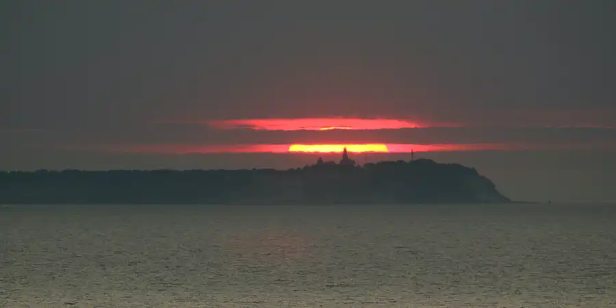 006 | 2021 | Lohme | Sonnenuntergang am Kap Arkona | 2021-06-07 – 21:35 | T minus 4 Minuten | © carsten riede fotografie