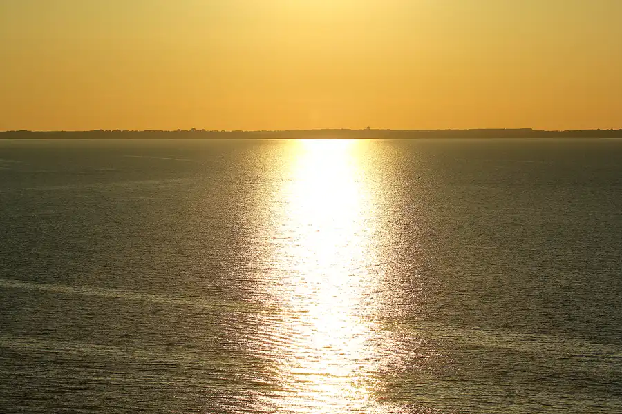 007 | 2021 | Lohme | Sonnenuntergang am Kap Arkona | 2021-06-08 – 20:51 | T minus 49 Minuten | © carsten riede fotografie