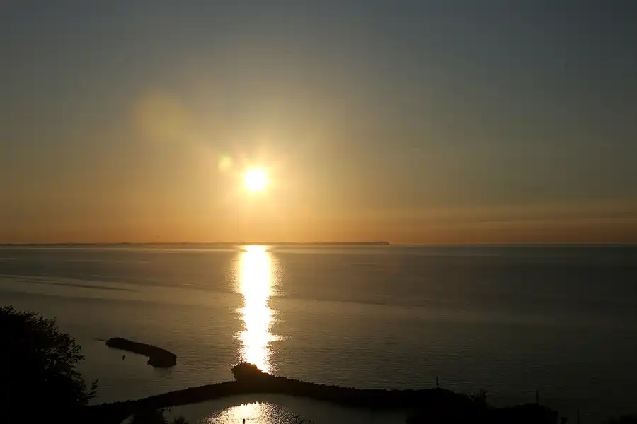 019 | 2021 | Lohme | Sonnenuntergang am Kap Arkona | 2021-06-09 – 21:00 | T minus 41 Minuten | © carsten riede fotografie