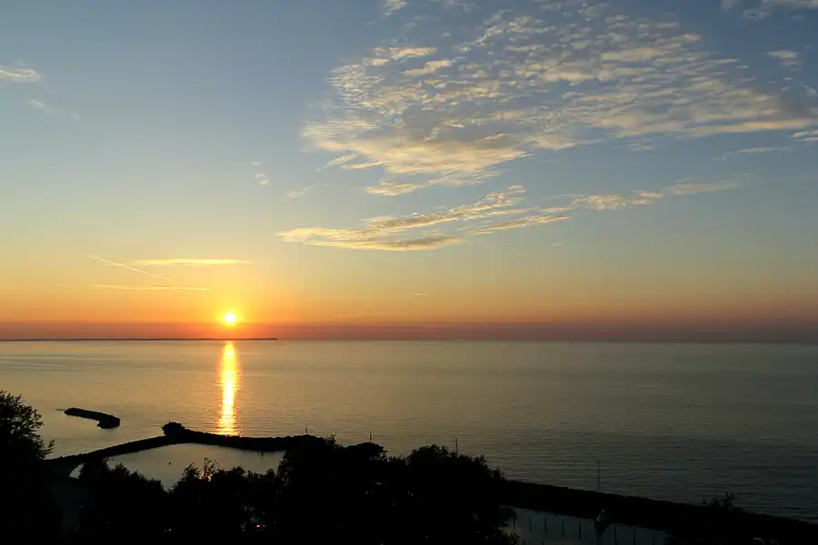 029 | 2021 | Lohme | Sonnenuntergang am Kap Arkona | 2021-06-10 – 21:19 | T minus 23 Minuten | © carsten riede fotografie