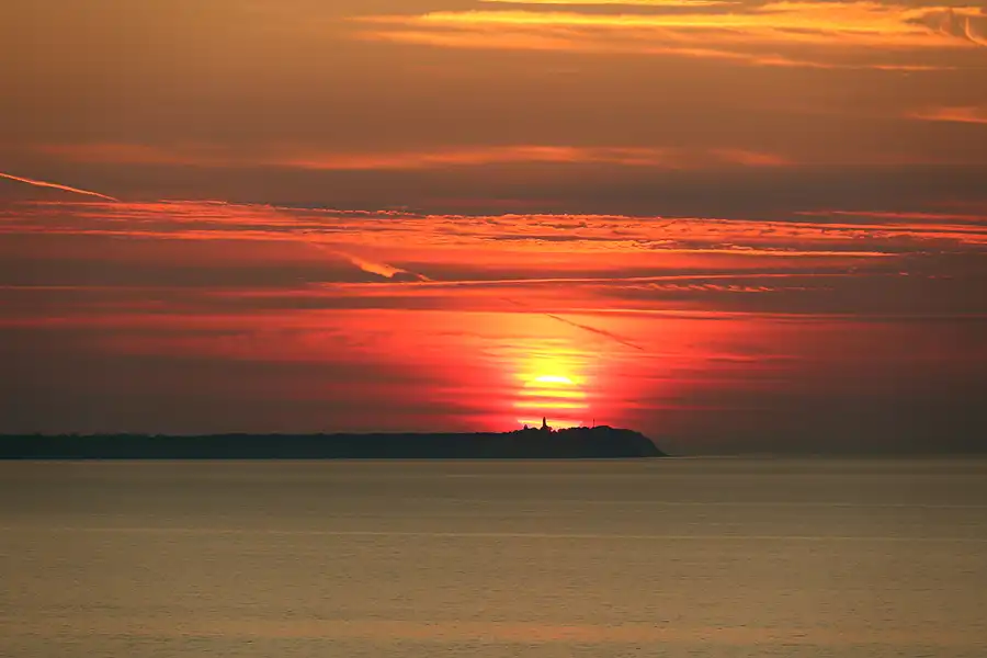 034 | 2021 | Lohme | Sonnenuntergang am Kap Arkona | 2021-06-10 – 21:36 | T minus 6 Minuten | © carsten riede fotografie