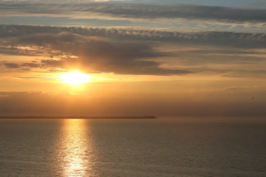 038 | 2021 | Lohme | Sonnenuntergang am Kap Arkona | 2021-06-11 – 21:08 | T minus 35 Minuten | © carsten riede fotografie