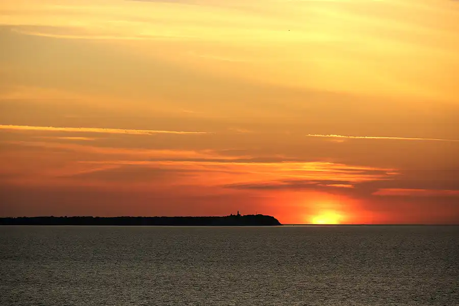 071 | 2021 | Lohme | Sonnenuntergang am Kap Arkona | 2021-06-15 – 21:44 | T minus 1 Minute | © carsten riede fotografie