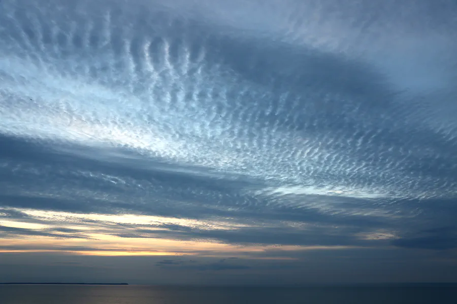 042 | 2021 | Lohme | Sonnenuntergang am Kap Arkona | 2021-06-11 – 21:38 | T minus 5 Minuten | © carsten riede fotografie